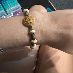 Elegant Tan Beaded Bracelet